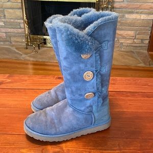 Ugg boots, 3-button Bailey, size 10